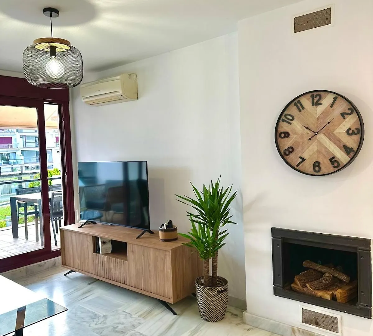 Modern Apartment In A Magnificent Mountain Resort Estepona