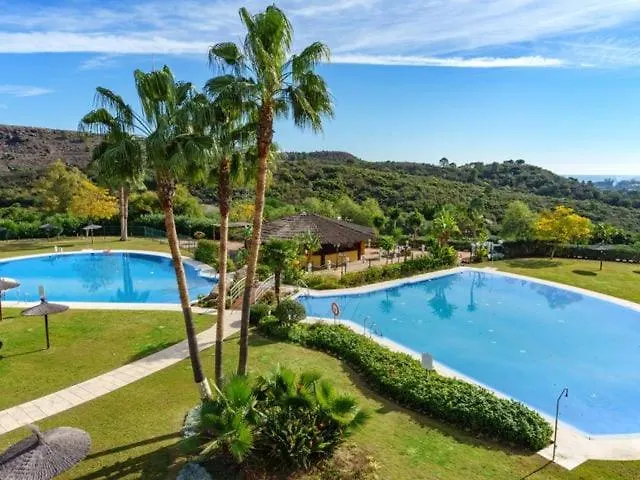 Modern Apartment In A Magnificent Mountain Resort Estepona