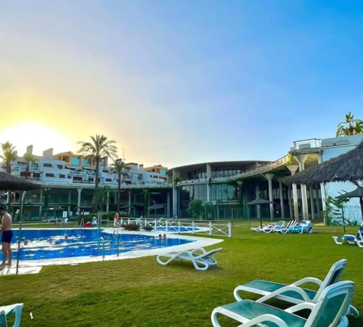Modern Apartment In A Magnificent Mountain Resort Estepona